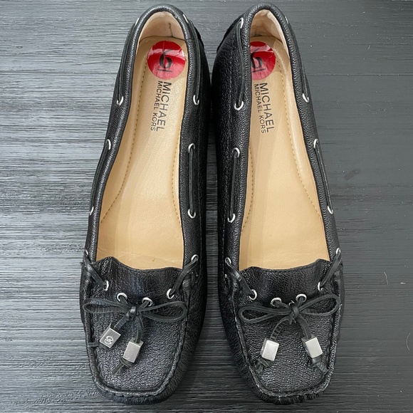 Michael Kors Womens Black Leather Loafer - Picture 1 of 2